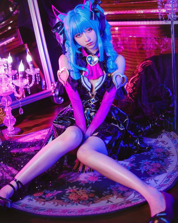 年轻少妇色情按摩一3-女人被C到高潮喷水 - 小鸡AV色情图片网站