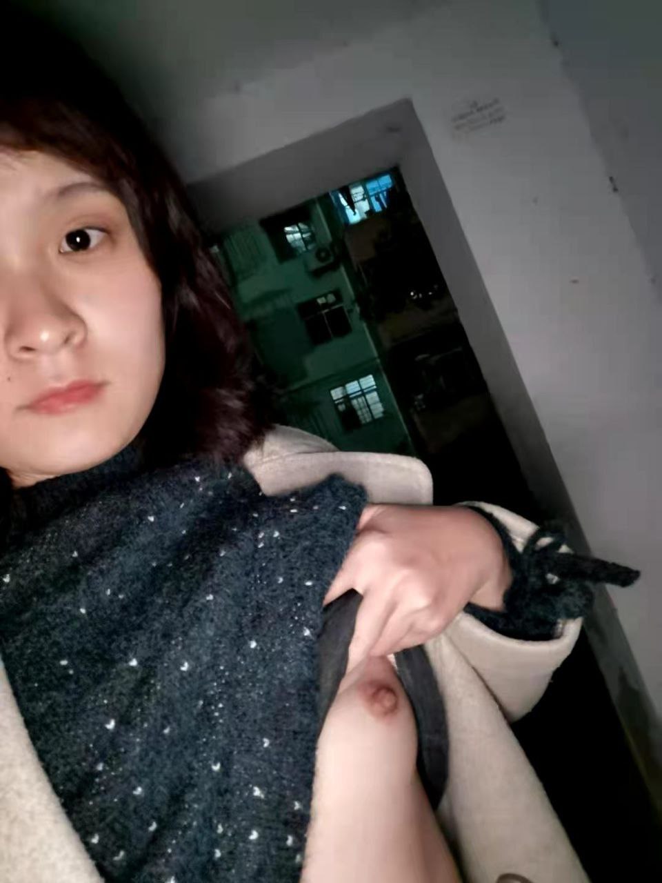 国产一区免费在线观看-狠狠色综合7777久夜色撩人 - 小鸡AV舔吮着她的乳尖小说