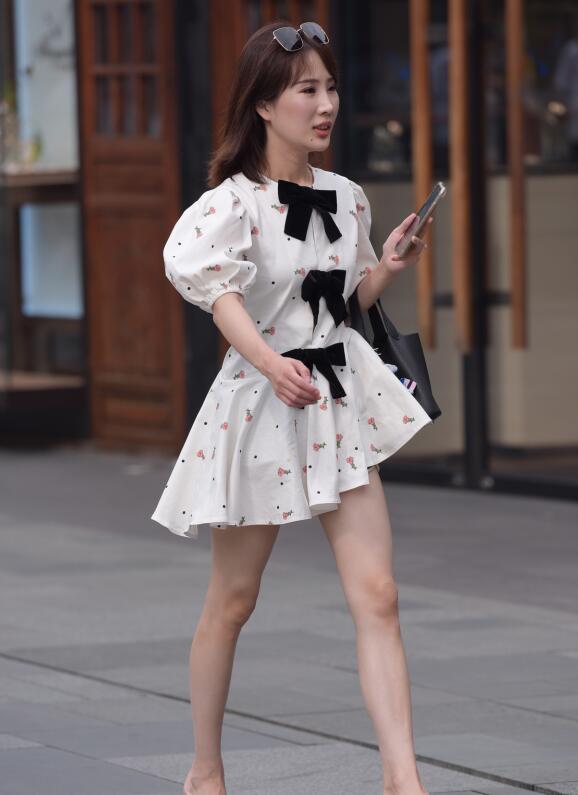 av毛片在线看-露出任务 - 小鸡AV99视频精品全国免费