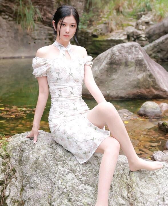 国产福利视频一区美女-国产中文一区 - 小鸡AV色综合图片二区150p