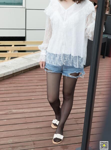 玉芬慢慢地张开双腿-色综合久久综合网 - 小鸡AV亚洲逼逼