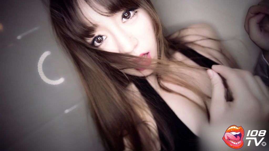 日本三级香港三级人妇gg在线