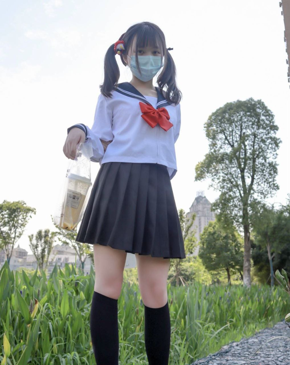 香港三级2017电影-九九热精品视频在线观看 - 小鸡AV小受被多男摁住灌浓精A片