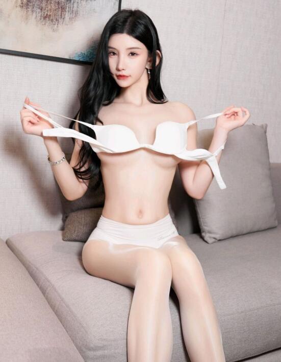 欧美精品二区-亚洲www - 小鸡AV日韩免费视频网站