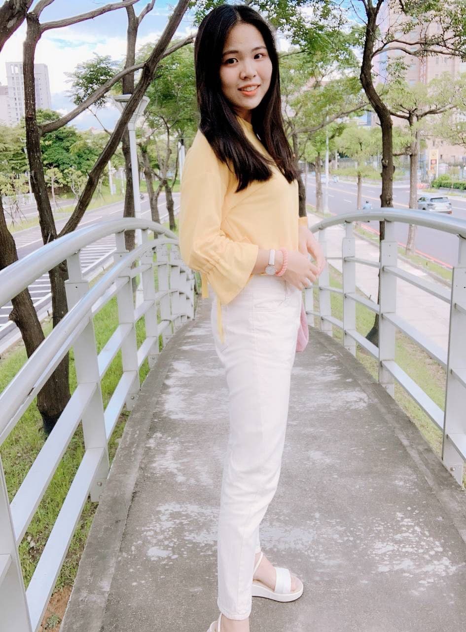 NP群乱肉欧美精品大黄毛片-美女露全乳视频短片 - 小鸡AV久久久无码精品国产人妻