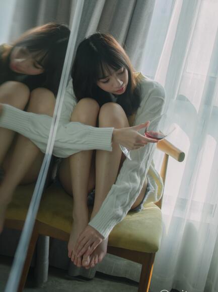 伊人久久大香线蕉综合99-亚洲一区在线观看无码欧美 - 小鸡AV一女多男在疯狂的伦交