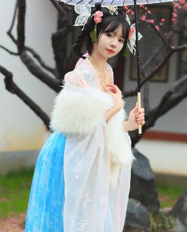 AV波多野结衣在线网站-女人被躁到高潮免费视频软件 - 小鸡AV善良的小峓子在完整电影观看