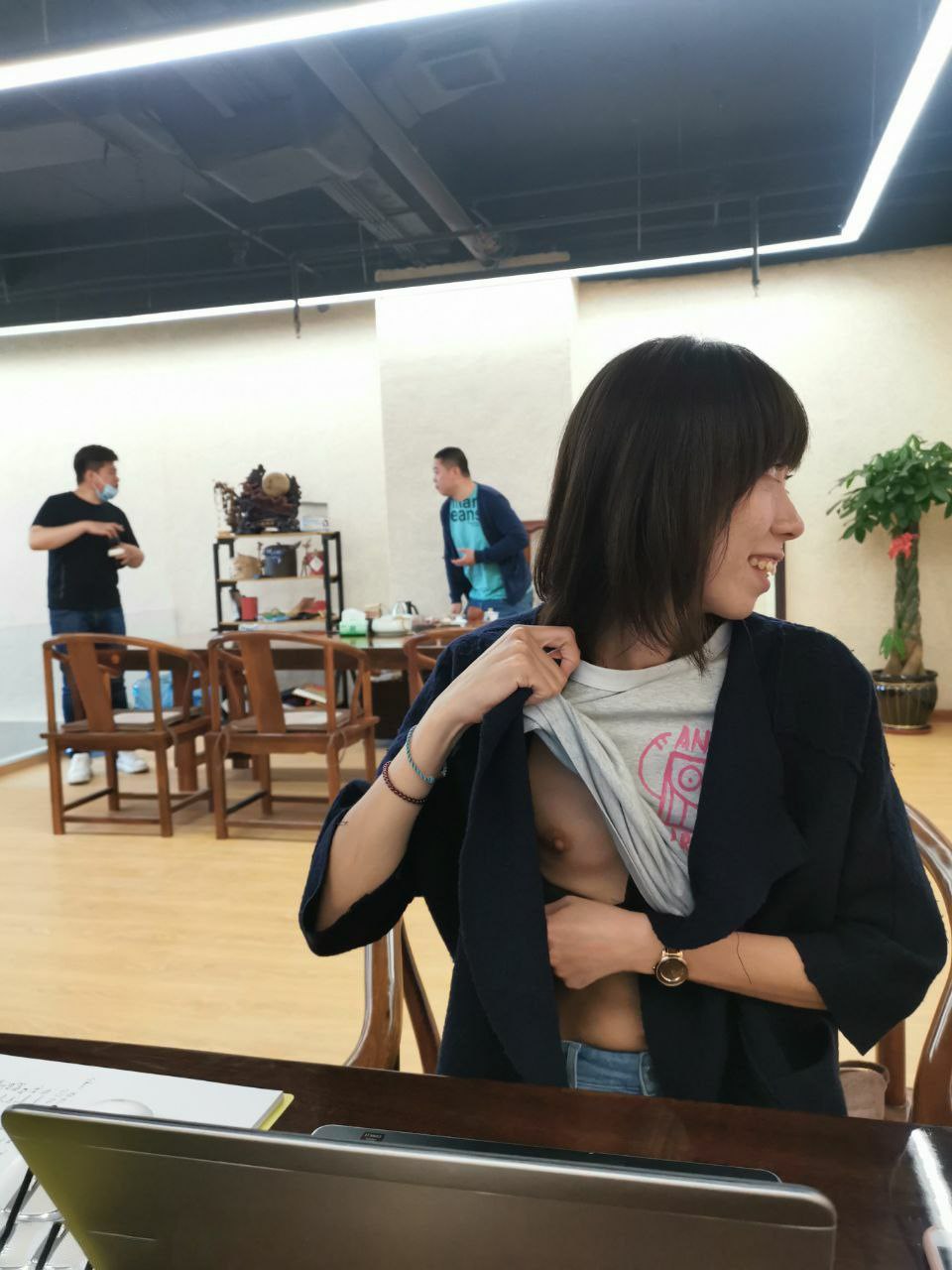 国模燕子大尺度私拍 [-好小好紧H有妇之夫 - 小鸡AV亚洲大码熟女在线