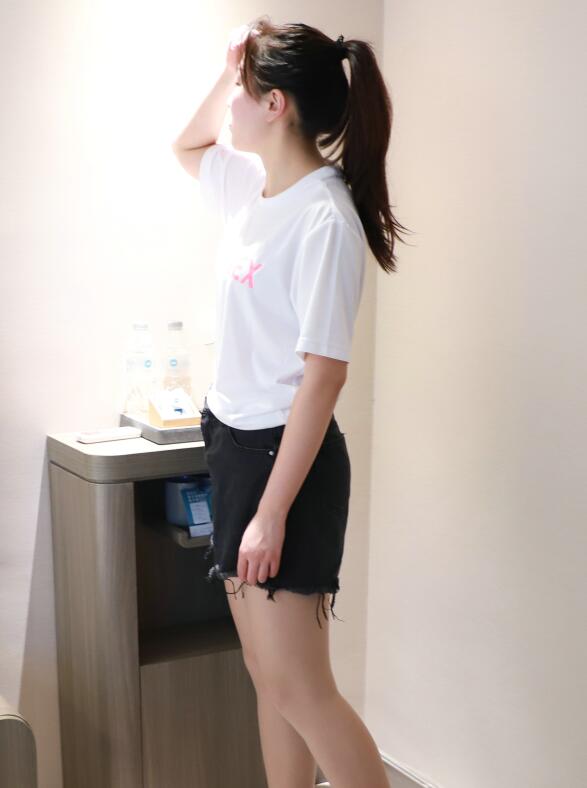 猛烈的抽插她丰满白嫩后面-啪啪啪动态图带声音 - 小鸡AV快点好深好爽受不了了A片文字