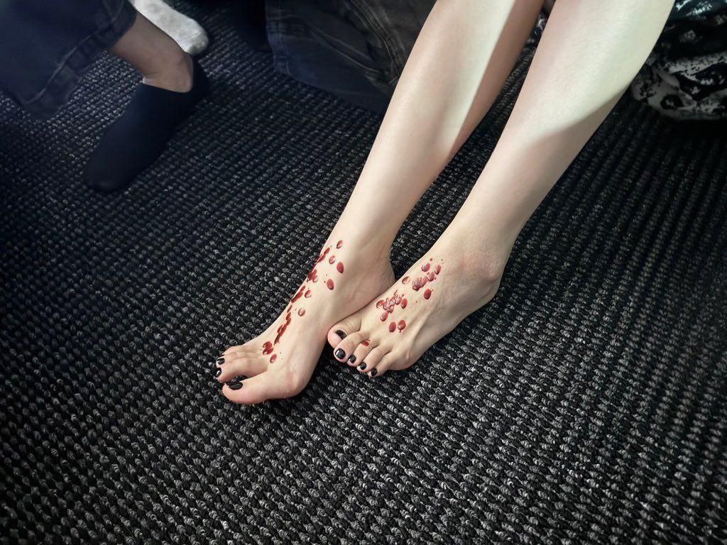 日本伦色情理电影在线看-陈红下面又紧又小好爽 - 小鸡AV一本大道伊人AV久久综合