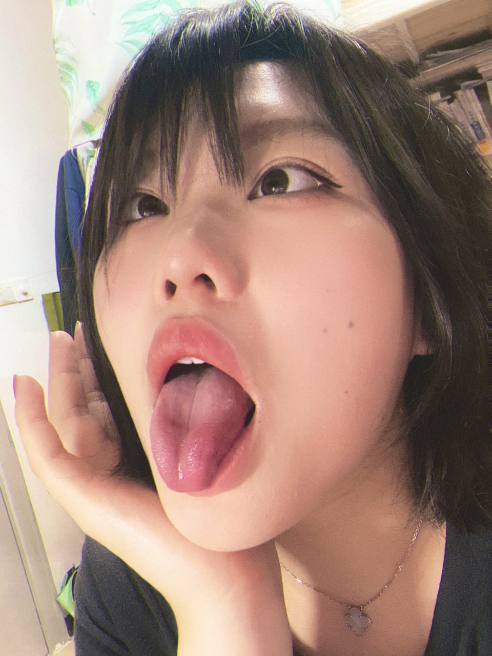 被陌生人强得好爽-99久久点在线精品 - 小鸡AV成 人 网 站 在线