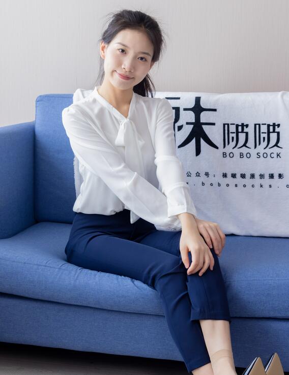 办公室PLAY开会H-我和妽妽在玉米地做A片 - 小鸡AV2017在线看日本三级