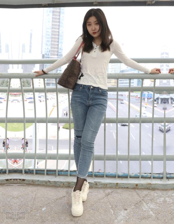 亚洲日本中文-母系邪恶集 - 小鸡AV高清一区二区三区