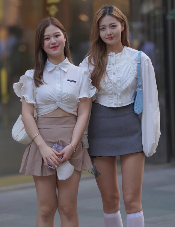 视频一区二区三区免费观看-亚洲第一页综合 - 小鸡AV人人澡人人模人人爽手机版