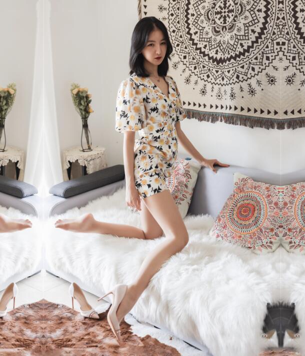 少妇性L交大片免-闺蜜张开腿让我爽了一夜 - 小鸡AV他抱着她插得很舒服