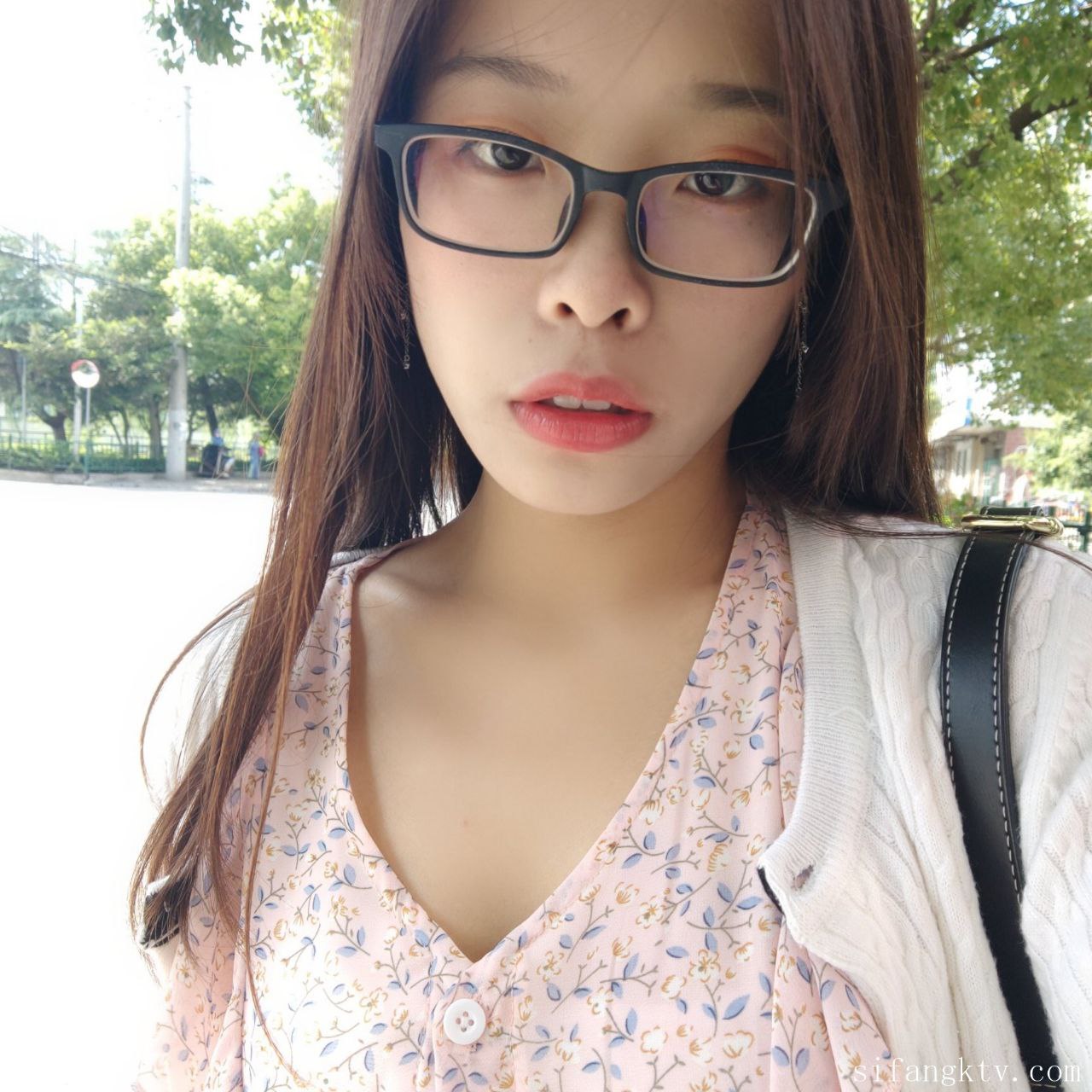 免费一级全黄裸片视频29分钟-伊人久久大香线蕉综合7 - 小鸡AV抠逼网站