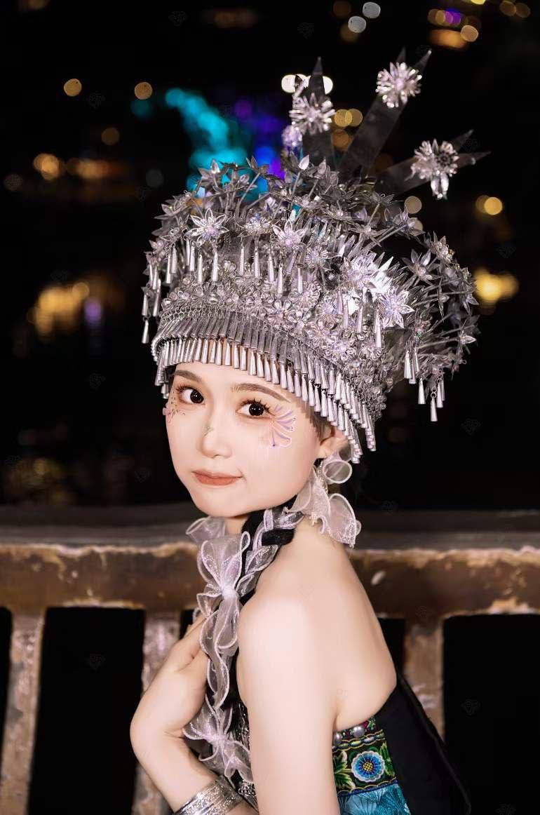 年轻少妇色情按摩一3-女人被C到高潮喷水 - 小鸡AV国产又爽又大又黄A片另类