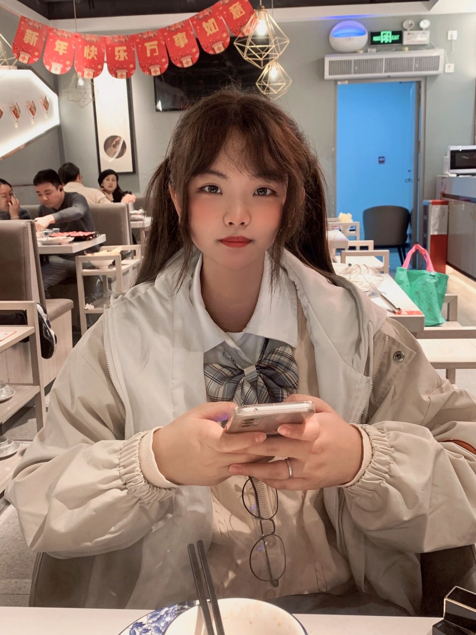 偷拍 拍自 欧美色区-狂C亲女含苞欲H小黄文 - 小鸡AV亚洲日日干