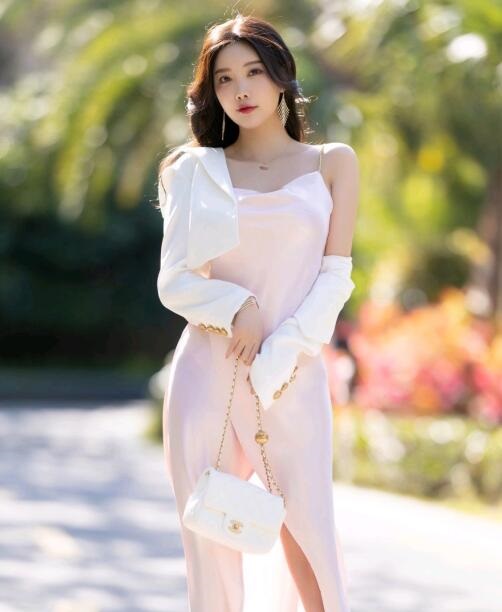 影音先锋中文字幕人妻-国产高清国内精品福利色噜噜 - 小鸡AV么公的好大好硬好深好爽想要电影