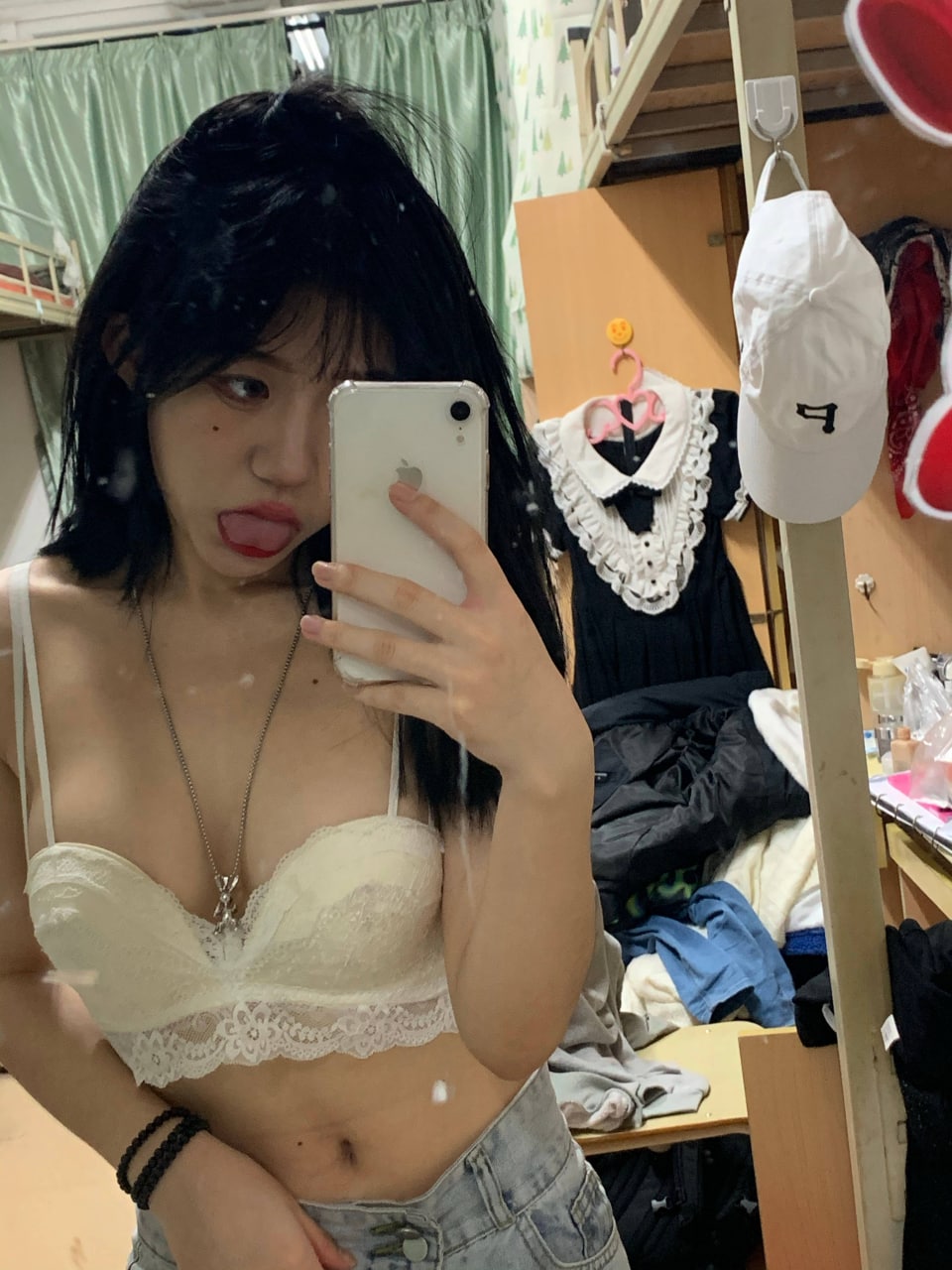 一区二区三区免费在线观看-亚洲国产二区三区久久 - 小鸡AV久久视频免费