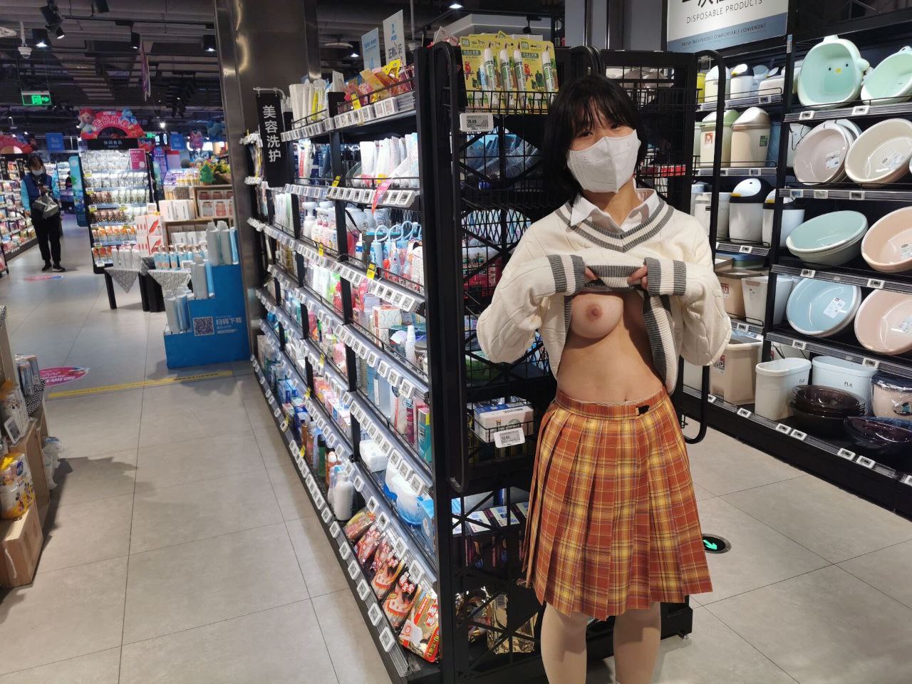 人妻无码AV中文字久久-日日摸天天添天天添无码蜜臀 - 小鸡AV下面被添得好爽好想要