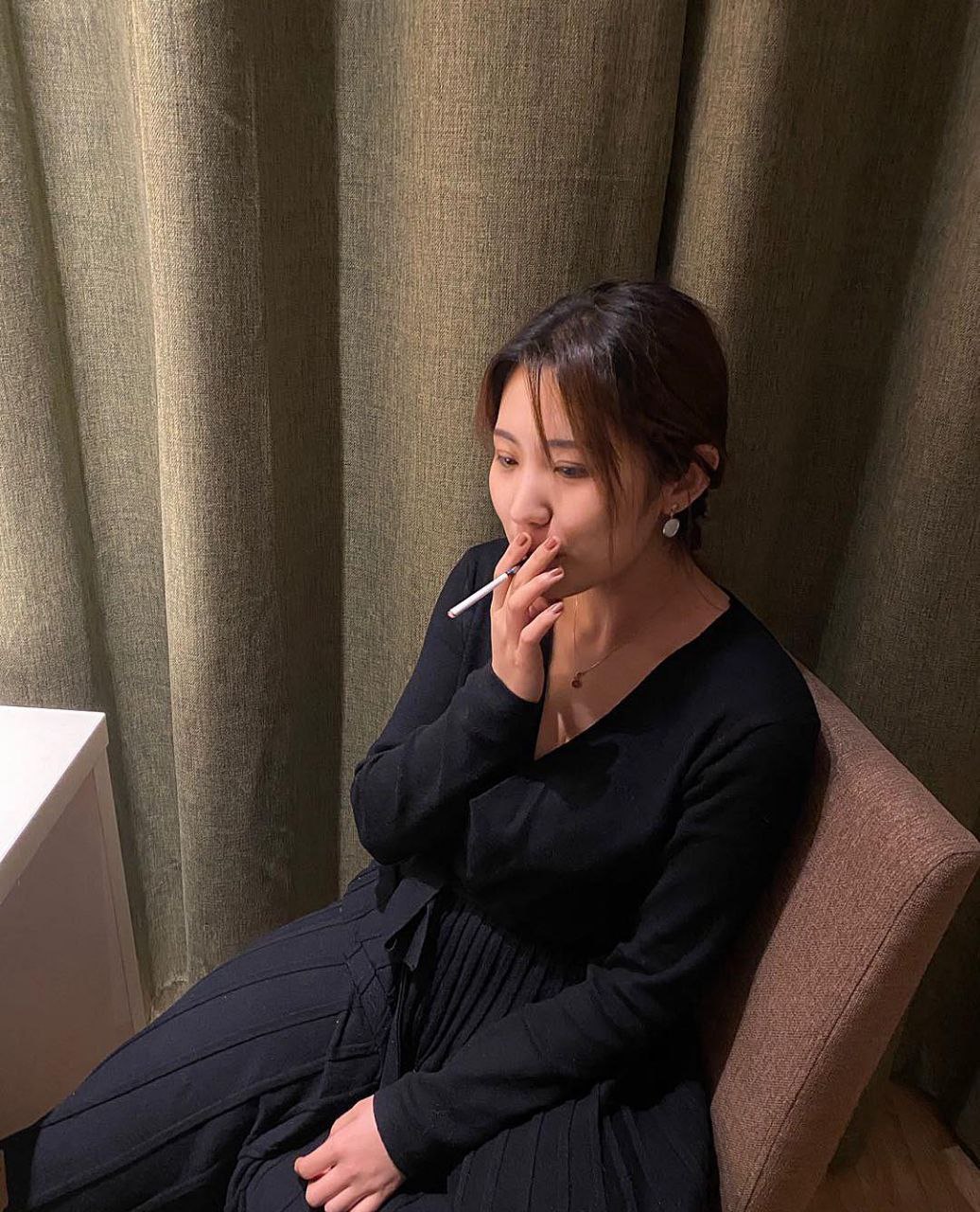 韩国r级限制电影大全2017-亚洲国产熟妇无码一区二区 - 小鸡AV巜公么的侵犯在线观看