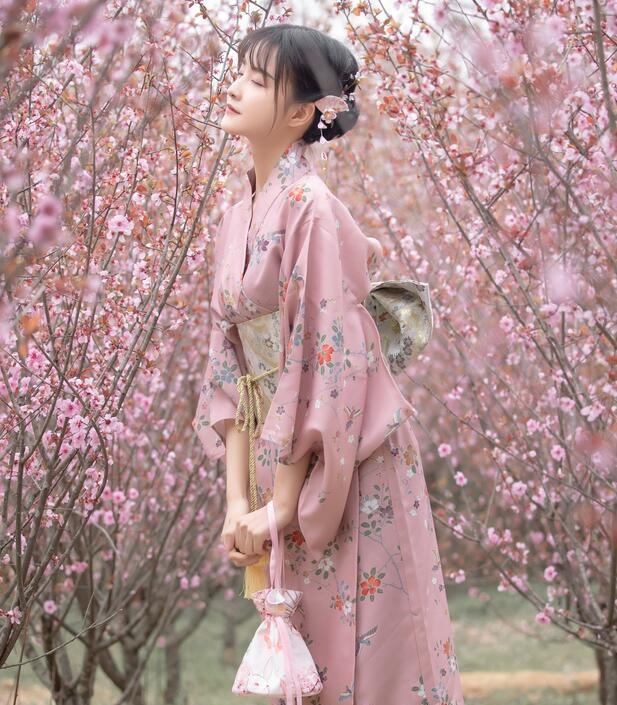 玉芬慢慢地张开双腿-色综合久久综合网 - 小鸡AV青青草免费在线观看视频