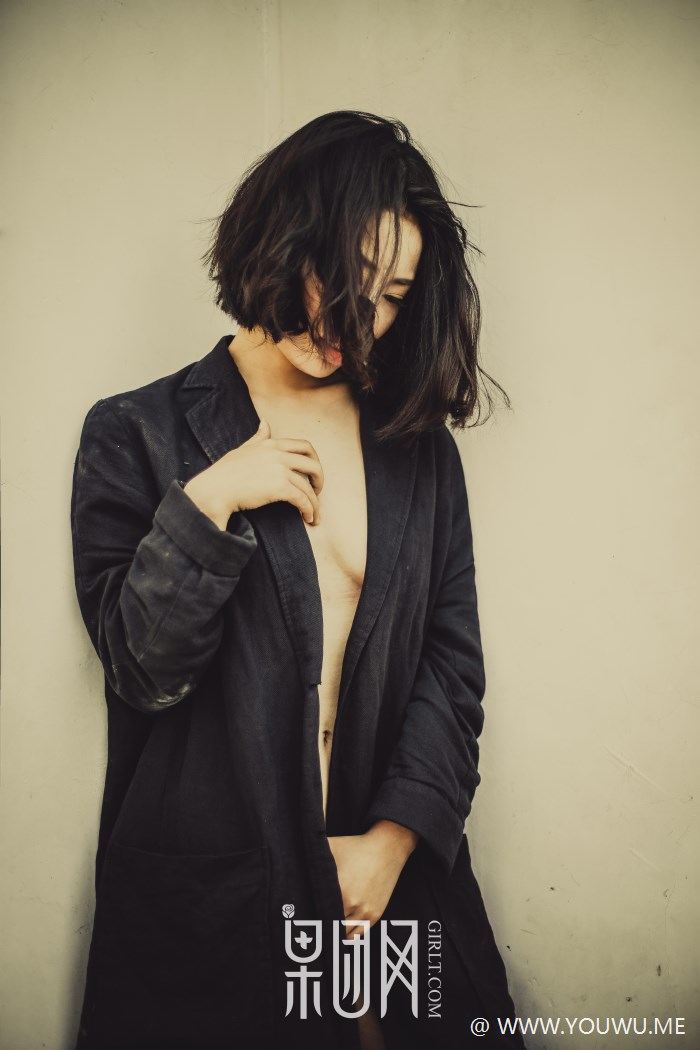 中文字幕人成乱码熟女APP-边摸边吃奶做爽A片视频 - 小鸡AV把美女日出精水来视频