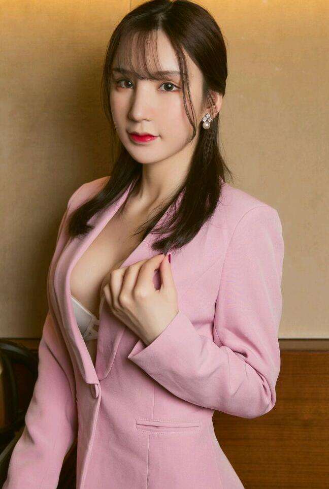 久久久国产精品人人片-玩弄丰满护士呻吟视频 - 小鸡AV岛国一区二区三区