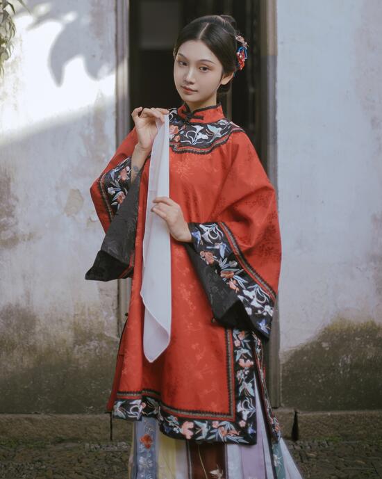 妈妈的朋友6免费看-激情五月开心网 - 小鸡AVc了数学老师一节课