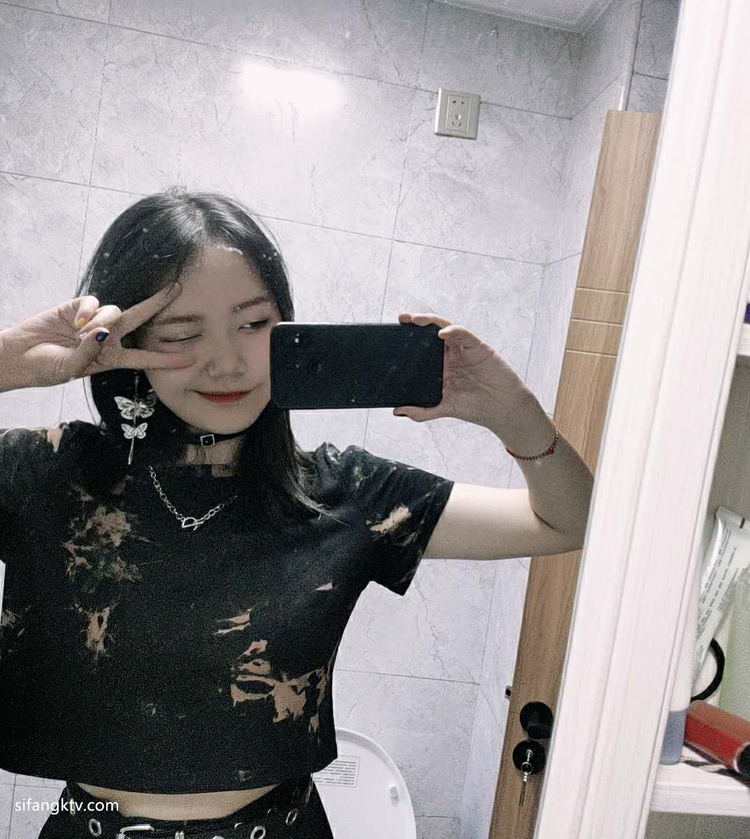 假面骑士50周年在线播放-亚洲男人的天堂网站 - 小鸡AV日本免费三区