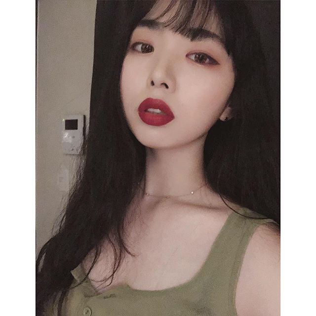 香蕉尹人在线观看免费下载-相亲对象是个问题学生 - 小鸡AV蜜桃1997