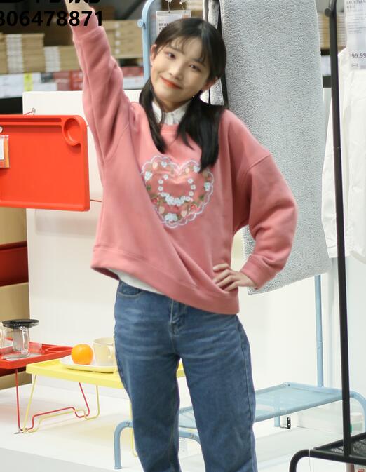 av我要看-欧美巨乳勺A片 - 小鸡AV多人交换做爰波多野结衣图片