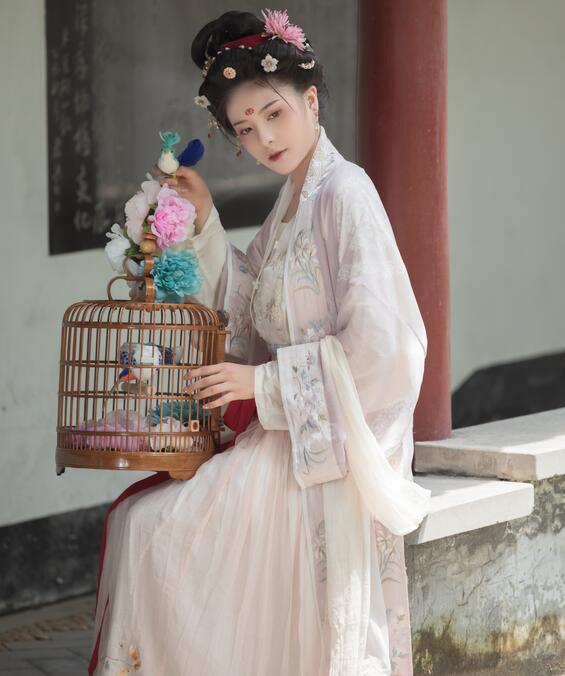 在线播放亚洲视频-原更纱 - 小鸡AV美女天天射