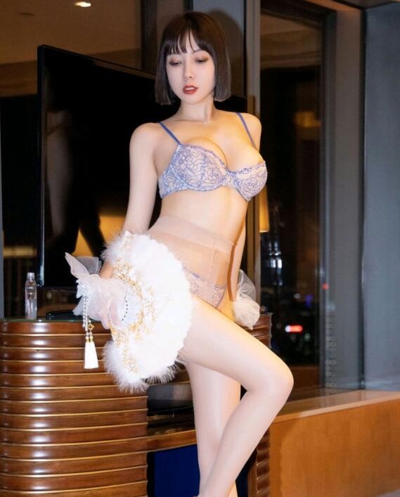 亚洲精品久久片久久久久-亚洲在线无码免费观看 - 小鸡AV无码做爰全过程免费的床震