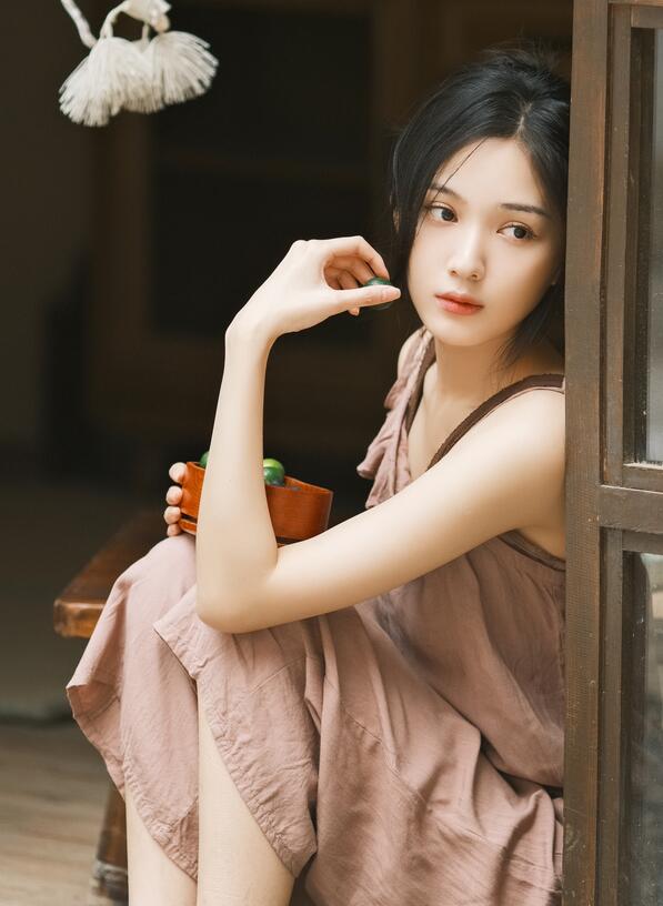 久青草国产观看在线视频-日韩中文字幕精品视频在线 - 小鸡AV狠狠色婷婷七月色综合