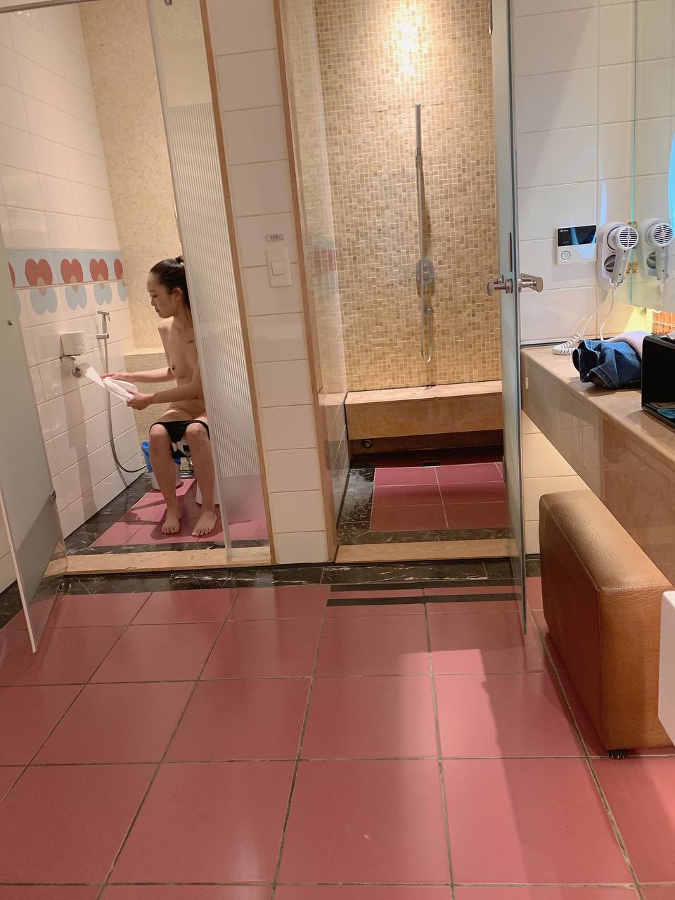 肉伦疯狂娇喘迎合受孕