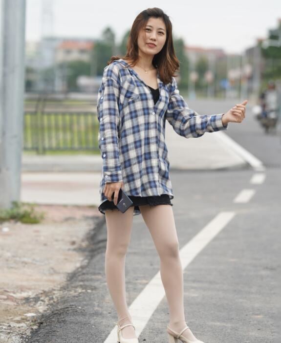 免费在线观看a级毛片-与上司疯狂做爰 - 小鸡AV日本色色网