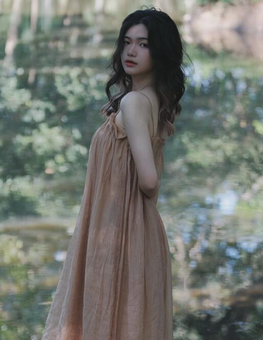 《丰满的女邻居》韩国-很详细的肉肉床文过程片段 - 小鸡AV美国色情巜肉欲横流