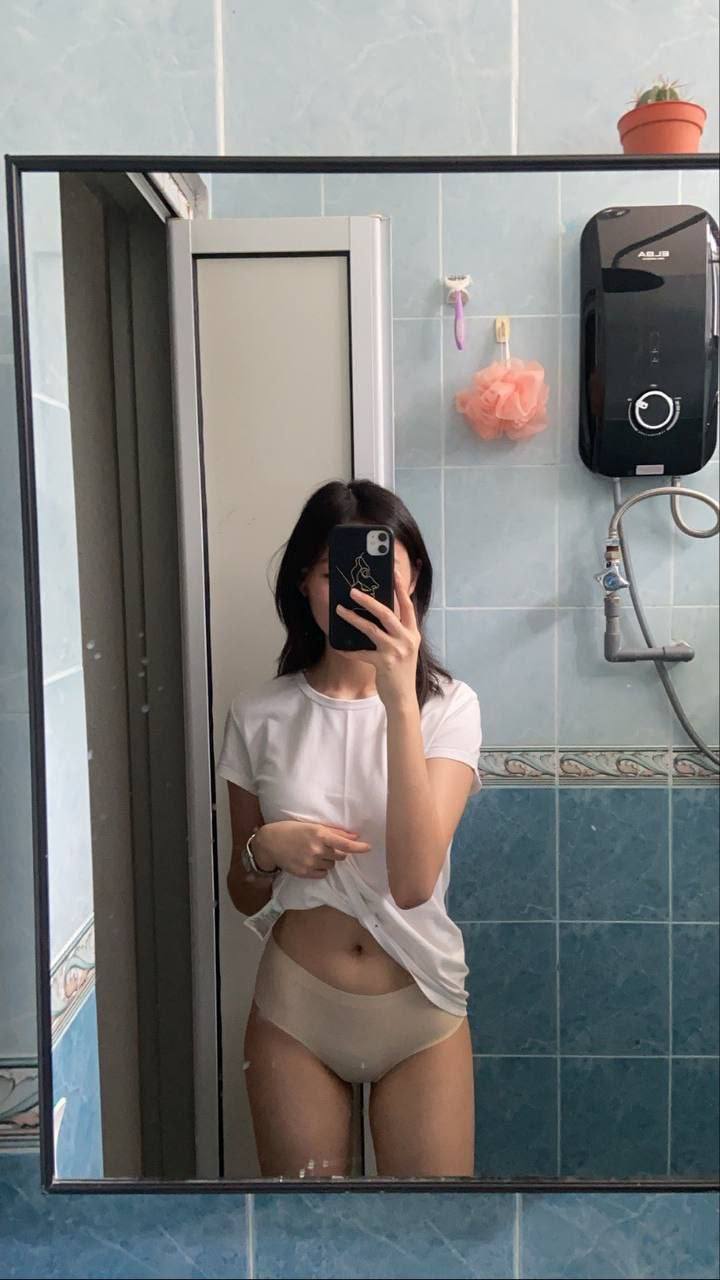 99这里-黄色的视频网站 - 小鸡AV三极片