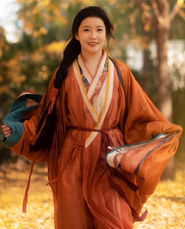 亚洲一线二线三线品牌精华液久久久