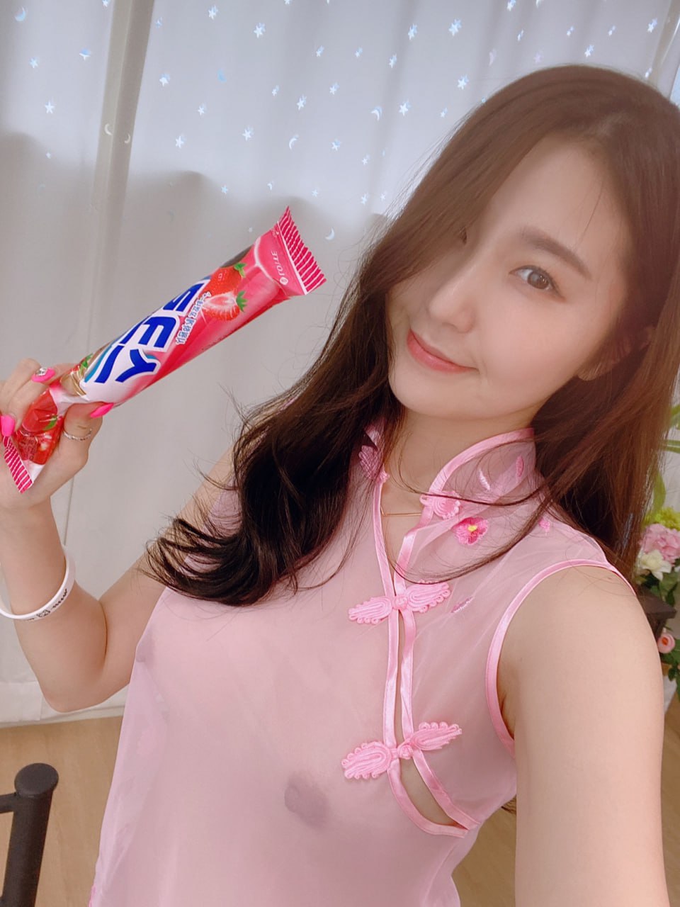 超腐男男各种刺激play车文-19禁大尺度做爰裸戏电影 - 小鸡AV女神的胸被男生摸来摸去