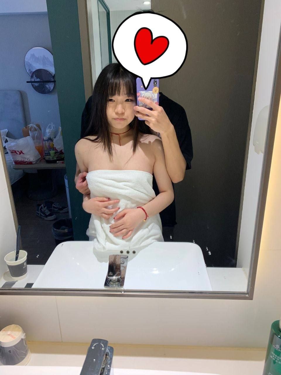 白又丰满大屁股BBBBB-公司里的艳妇们都熟透了 - 小鸡AV中文字幕一区二区区免