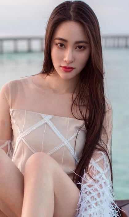 极致爱抚-欲望学院观看 - 小鸡AV美女把腿扒开让男人桶爽国产