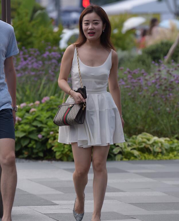 嫩草影院一区-超级乱淫小黄文多男一女 - 小鸡AV看美国毛片