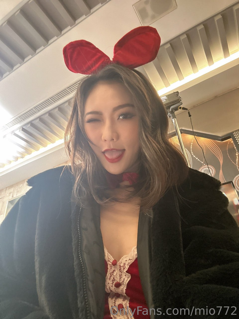 诱人丰满女教师巨乳系列-国产一区二区三区四区精品AV - 小鸡AV日韩一区二区三区免费体验