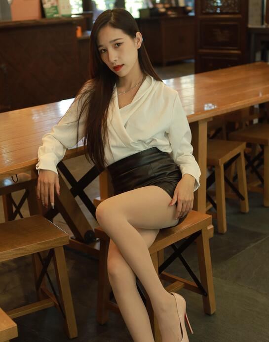 国产成人mv在线观看入口视频-亚洲伊人久久综合 - 小鸡AV国产欧美在线观看一区二区