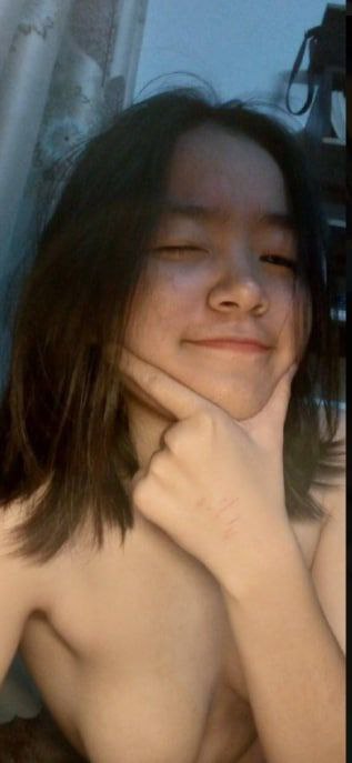 国模燕子大尺度私拍 [-好小好紧H有妇之夫 - 小鸡AV日本免费黄色网