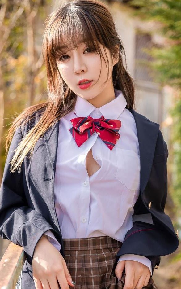 公车上苏晴被猛烈的进出小说