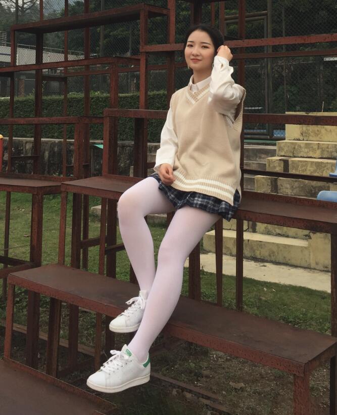 女人裸色无遮挡图片很黄-黄色avav - 小鸡AV涩涩屋app色版人网站